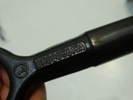 UCHO tow NAPRAWCZY front AUDI SKODA VW 8K0805615A