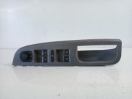 VW GOLF V PANEL okna levý předek 1K4959857