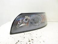light front left Volvo V50 2005r.