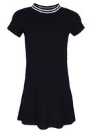 Czarna, wygodna sukienka 8-9 lat 134 cm