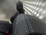 IDEALNY KPL. seat front right GRZANY MERCEDES W167 1