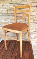 Stare krzesło drewniane antyk