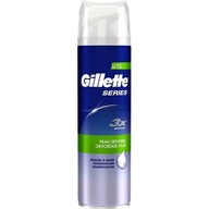 Gillette pianka do golenia Aloe Sensitive, 250ml