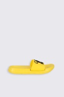 Dievčenské plážové šľapky žlté 032 Mokida