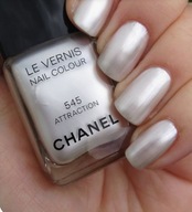 Chanel Le Vernis Lak na nechty 545 Attraction