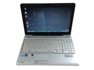 Notebook Toshiba Satellite L500-1GG 15,6 "Intel Core 2 Duo 4 GB / 320 GB strieborný