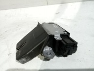 Volvo V50 lock bonnet rear part
