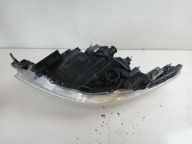 MAZDA 5 CR and light right front lens
