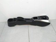 TUNEL mitte Toyota Yaris III (2011-2020)