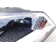 VW GOLF SPORTSVAN FULL LED 17- reflektor right