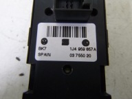 BOUTON PANEL VITRE GAUCHE SKODA OCTAVIA 2001