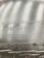 Mercedes-Benz GLE W166 mudguard left rear part A1668841322