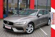 Volvo V60 Momentum Pro.