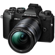 Fotoaparát Olympus OM-5  14-150mm F4.0-5,6 II telo  objektív čierny