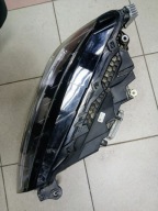 REFLEKTOR destra SKODA SUPERB III LIFT led