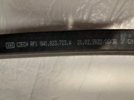 AUDI A4 B9 LIFT Pneus Joint Sous vitre 8W0823723A