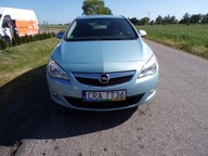 OPEL ASTRA J 1,4 BENZ AUTO Z NIEMIEC