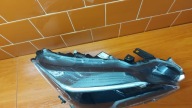 REFLEKTOR light right right front TOYOTA YARIS CROSS 20