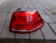 Vonkajšie zadné svetlo Práva VW Golf VII 12-17 Variant Červené DEPO