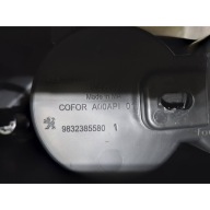Peugeot 2008 II 2020 Tunel central
