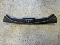 VOLVO V60 kryt stěny zadního 30721873