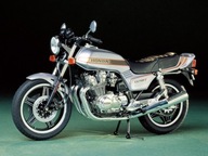 Honda CB750F model 14006 Tamiya
