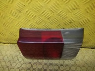 AUDI 80 B4 KOMBI feu gauche arrière du capot 8A9945093