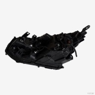 light front right TOYOTA YARIS CROSS 2023 ROK FULL LED