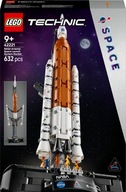 LEGO Technic Raketa SLS NASA Artemis 42221
