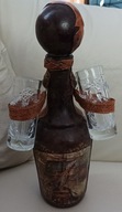 Karafa fľaša v koži s 2 pohármi