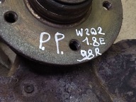 MERCEDES W202 1.8 otoč čepu pravý předek