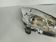 light right REFLEKTOR PEUGEOT 208 12-15