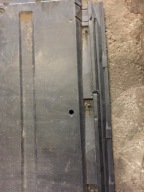 AUDI A4 B8 A5 Blende Abdeckung abdeckung des Bodens Unterfahrschutz links