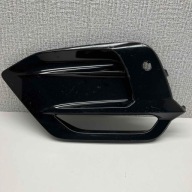 VOLVO S90 V90 R-design 2017-2020 grid of a bumper left 31425143