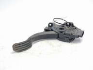 PEDAL 31329057 VOLVO V40