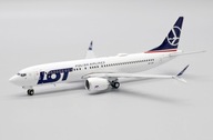 Model lietadla Boeing 737MAX8 LOT 1:400 SP-LVF