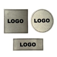 LOGÓS CÍMKÉK SZEMÉLYRE SZABOTT BŐR RUHÁZATI TÁSKÁK HÁTIZSÁKOK CIPŐK 200DB