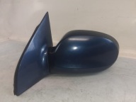 Kia Sedona and mirror left