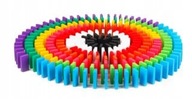 Drevené domino farebné kocky 200 ks skladačka