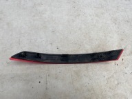 AUDI A4 B9 8W ODBLASK Licht rechts der Stoßstange heck