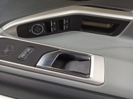 side upholstery door L front Ford Explorer 2020