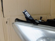 light right front toyota avensis T25 2006r EUROPA
