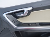 side door right front VOLVO S60 II V60 and 2.0 163KM 8635860