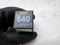 Relais SERVOTRONIC AUDI VW SEAT 8E0907307D