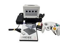 KONSOLA NINTENDO GAMECUBE + GAMEBOY PLAYER + ORYGINALNE AKCESORIA