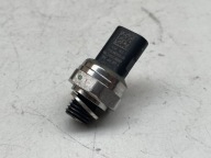 sensore pressione olio Volkswagen Golf VII 05E906277A Originale!