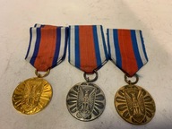 MEDAL 3 SZT KOMPLET ZA ZASŁUGI W OCHRONIE PORZĄDKU PUBLICZNEGO PRL