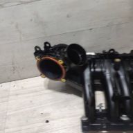 intake manifold Jaguar F-Pace G4D39424AC