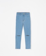 Reserved Jeansy skinny fit z przetarciami Spodnie jeansowe z dziurami 122