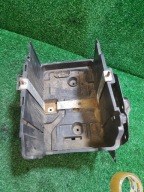 držiak akumulátora FORD FIESTA MK 7 8V21-10723-BC